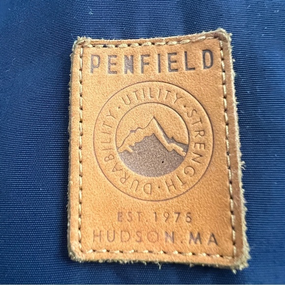 Penfield Hamlin Field Navy Hooded Rain Jacket, size Large - Picture 4 of 7